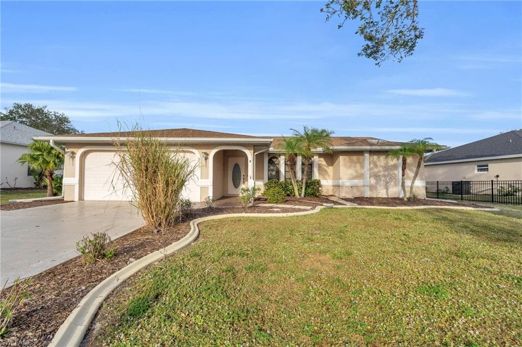 324 Bahia Blanca DR PUNTA GORDA, FL 33983