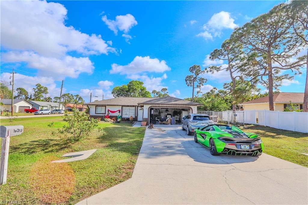 18013 Phlox DR FORT MYERS, FL 33967