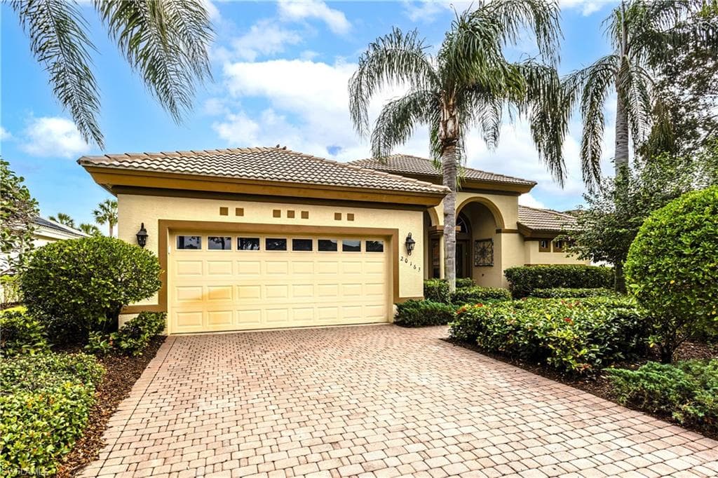 20163 Buttermere CT ESTERO, FL 33928