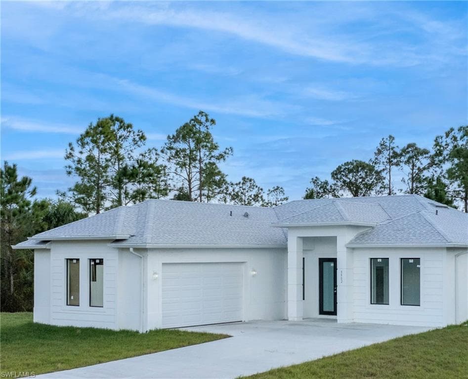 3902 5TH ST LEHIGH ACRES, FL 33972