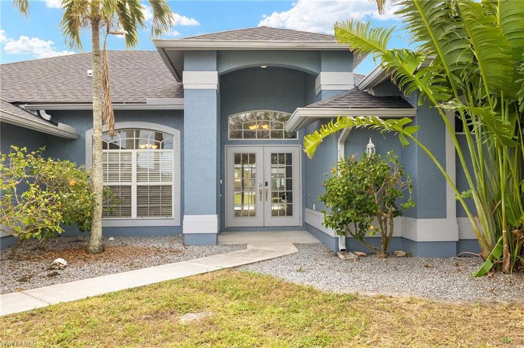 1824 SE 13th TER CAPE CORAL, FL 33990