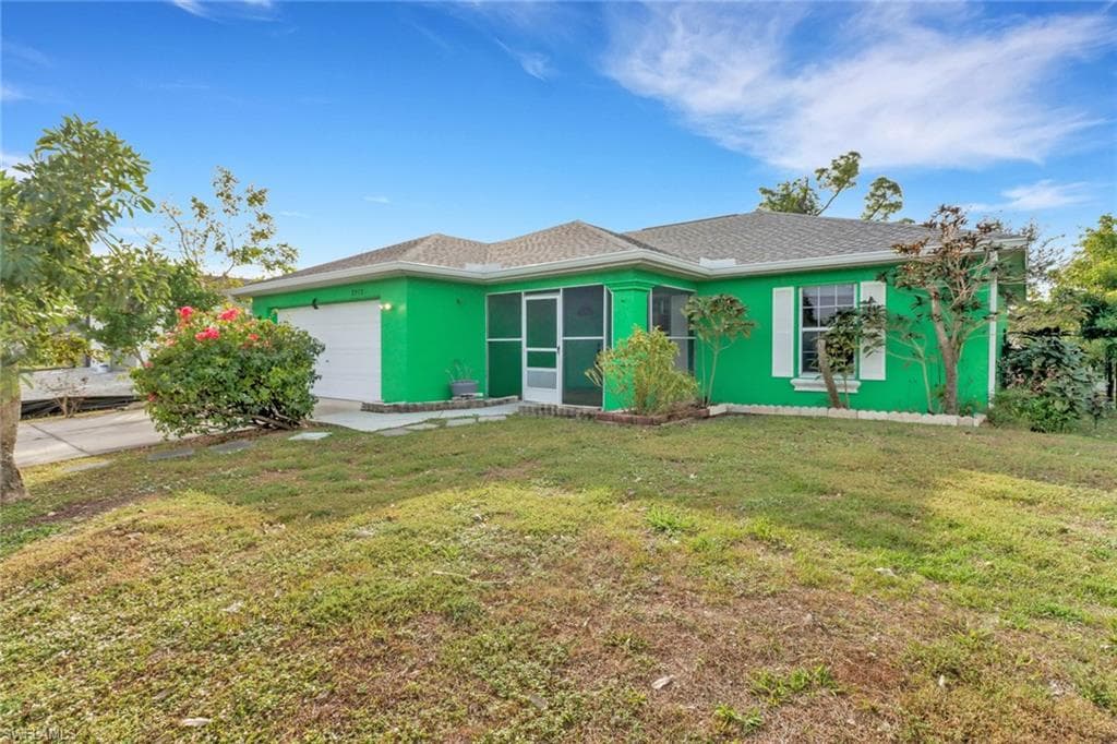2912 NE 7th PL CAPE CORAL, FL 33909