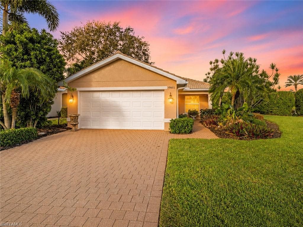 19602 Tesoro WAY ESTERO, FL 33967