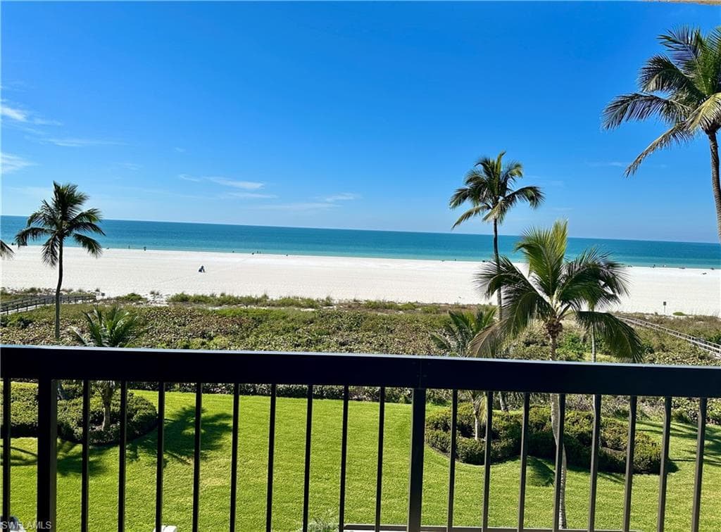220 Collier BLVD 402 MARCO ISLAND, FL 34145