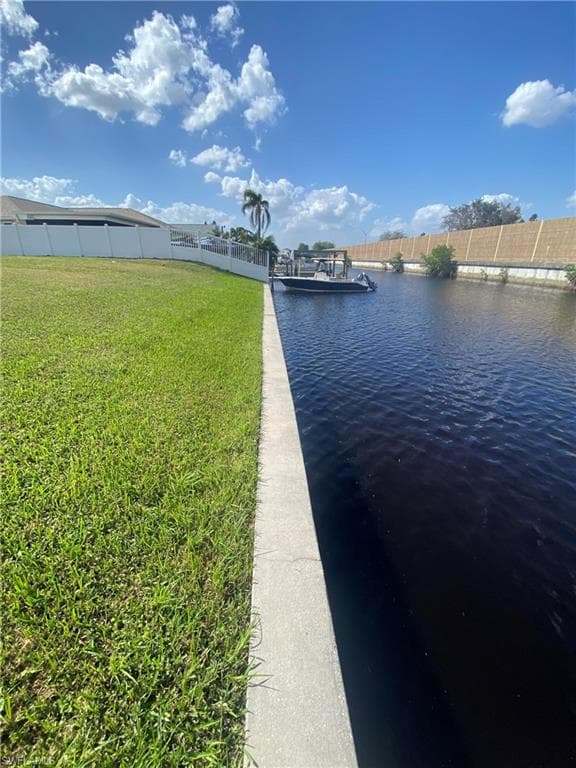 2455 Everest PKWY CAPE CORAL, FL 33904