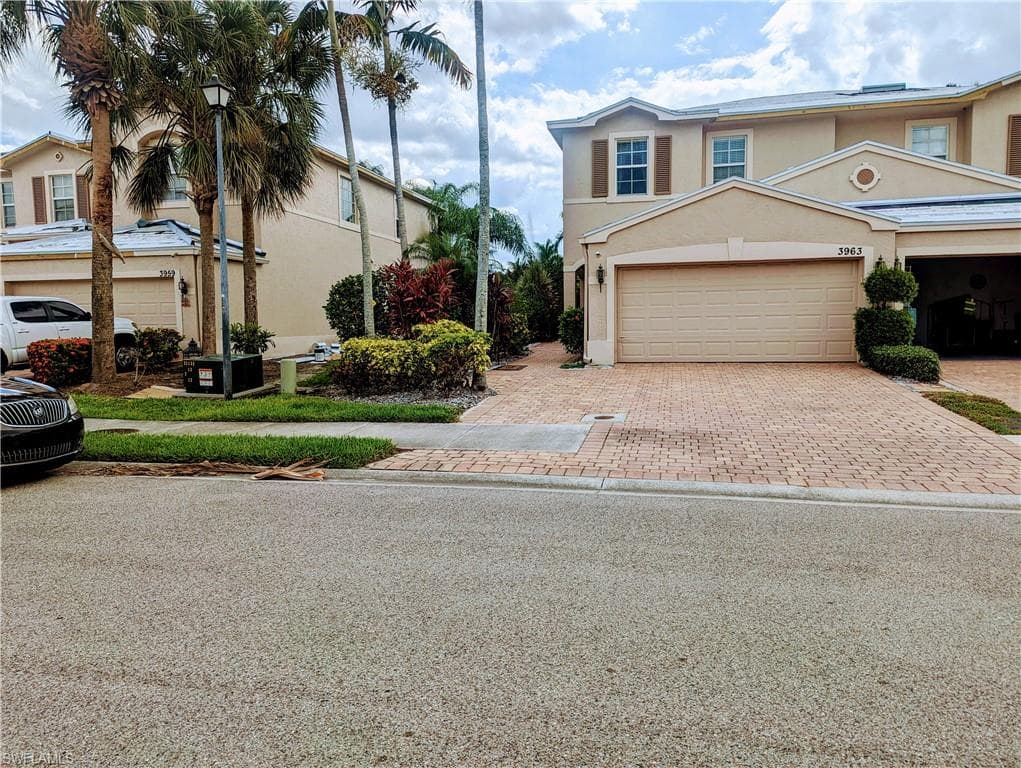 3963 Cherrybrook LOOP FORT MYERS, FL 33966