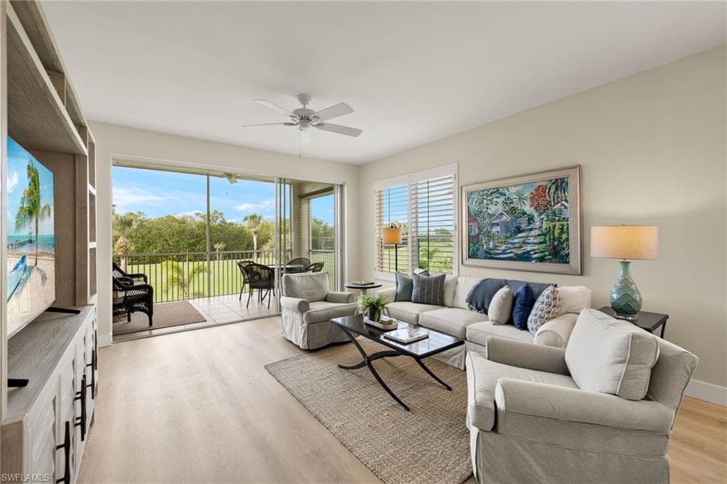 3554 HALDEMAN CREEK DR 125 NAPLES, FL 34112