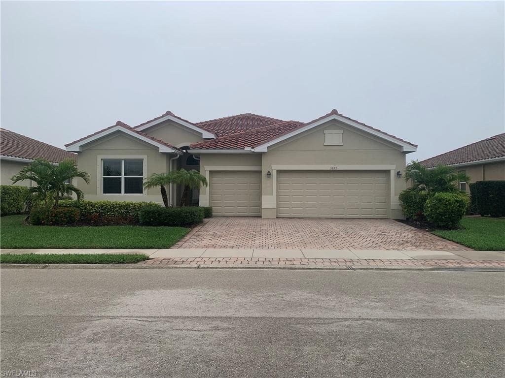3675 Sugarelli AVE CAPE CORAL, FL 33909