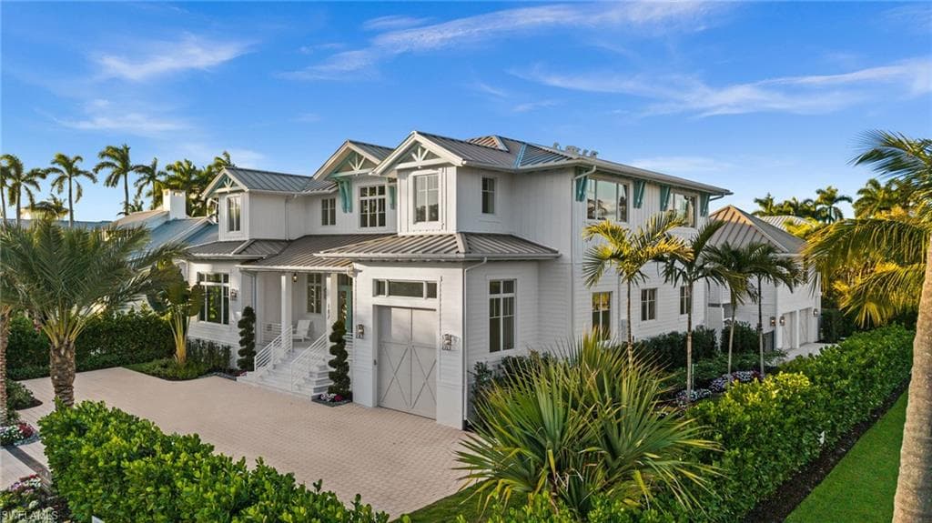 187 10th AVE S NAPLES, FL 34102
