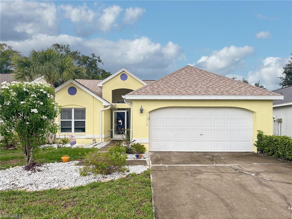 15339 Cricket LN FORT MYERS, FL 33919