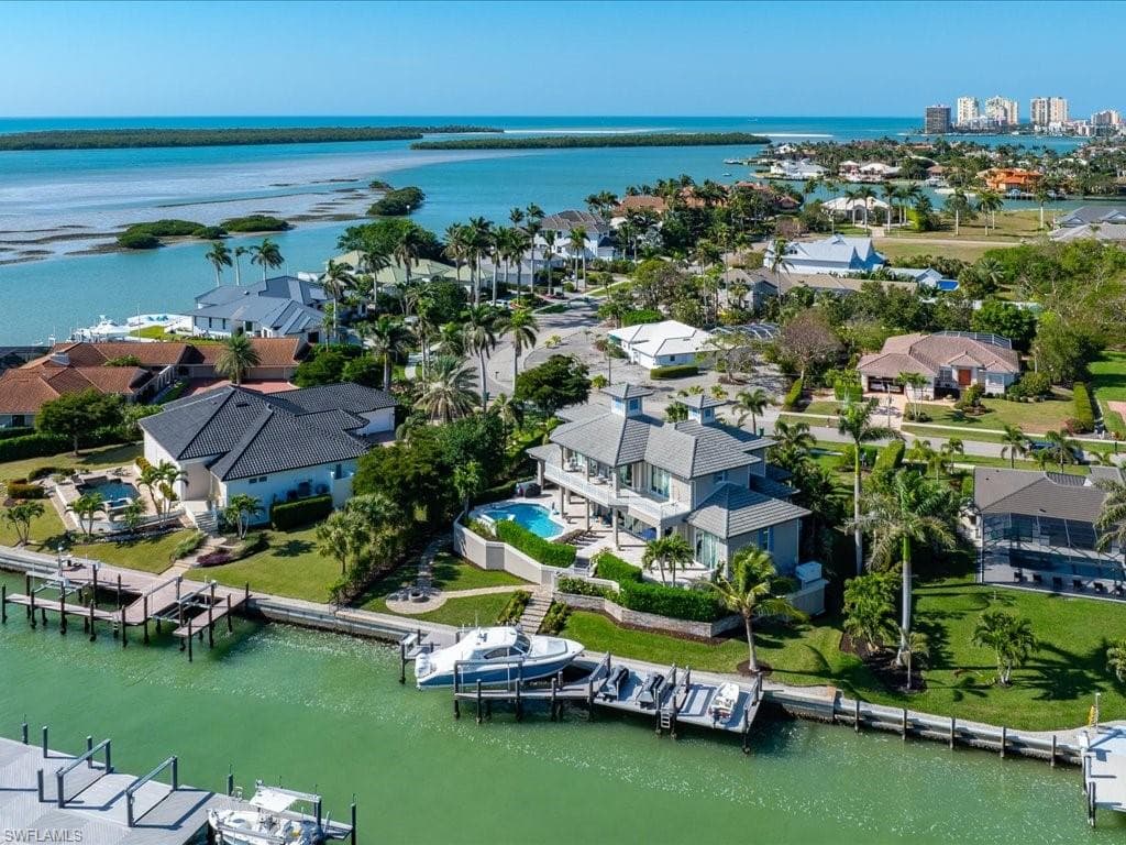 1051 Inlet DR MARCO ISLAND, FL 34145