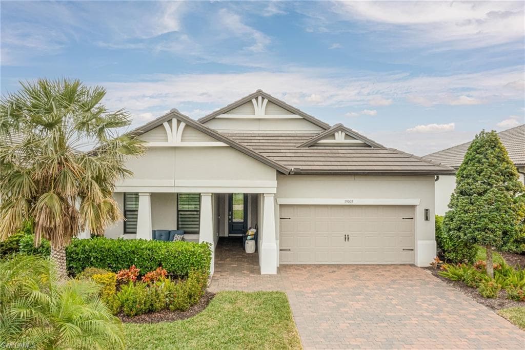 19005 Aqua Shore DR FORT MYERS, FL 33913