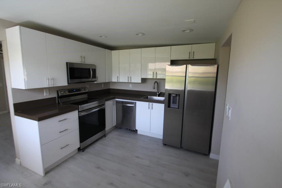 3327 Guilford CT NAPLES, FL 34112