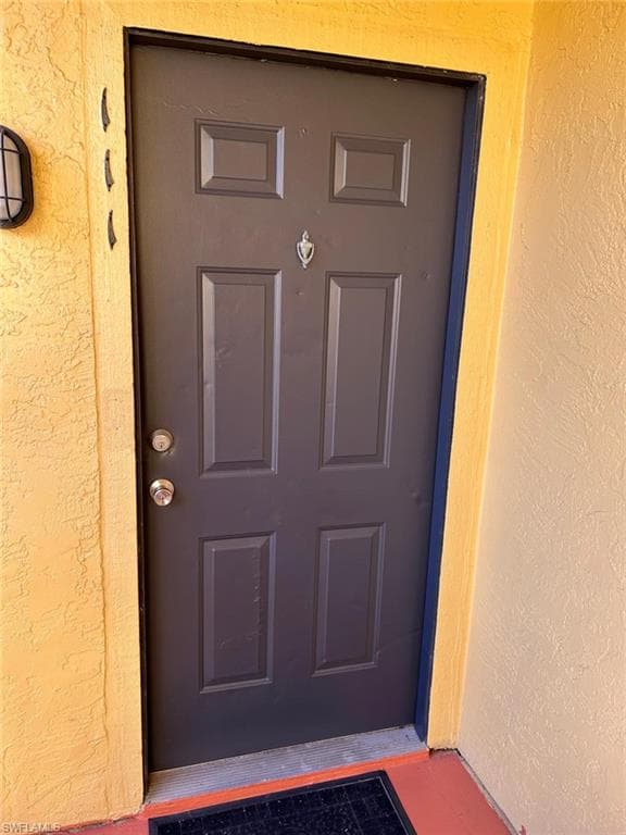 2855 Winkler AVE 111 FORT MYERS, FL 33916