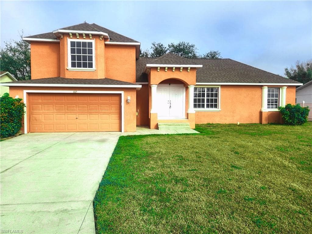 605 SE 3rd TER CAPE CORAL, FL 33990