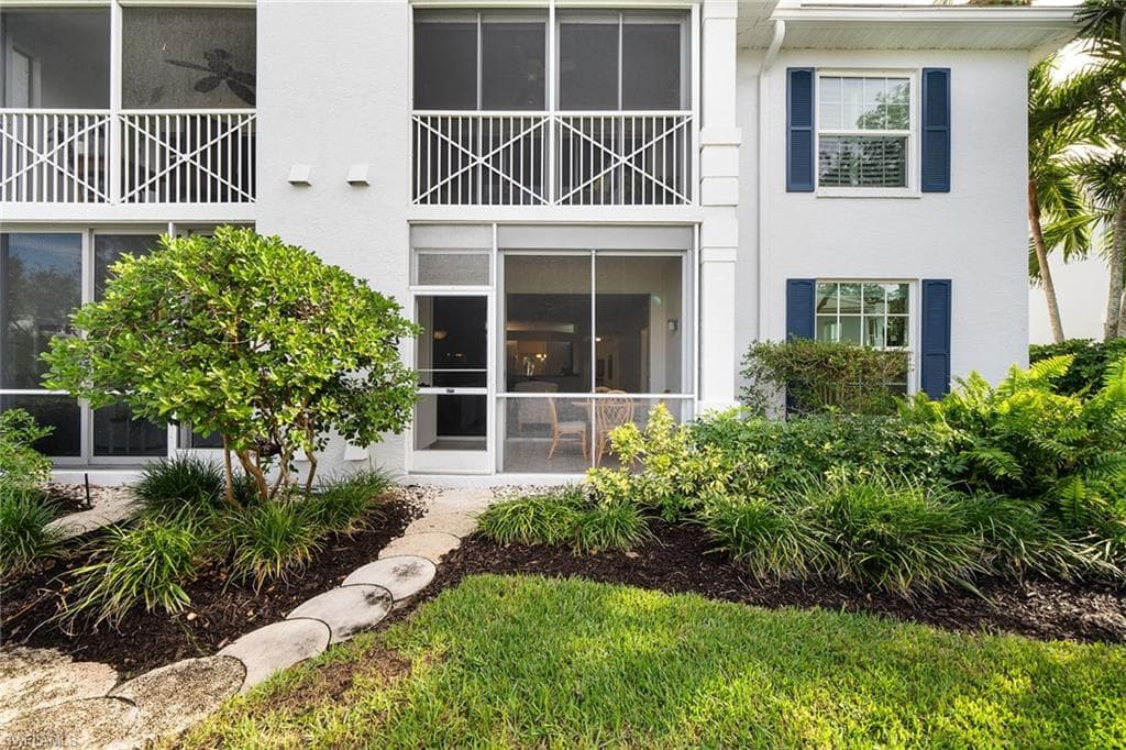 7058 Barrington CIR 101 NAPLES, FL 34108