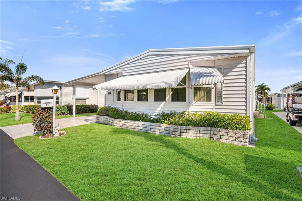 35 Blue Skys DR 35 NAPLES, FL 34104