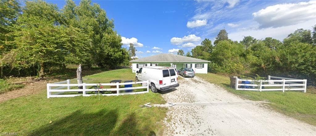 5146 28th ST SW LEHIGH ACRES, FL 33973