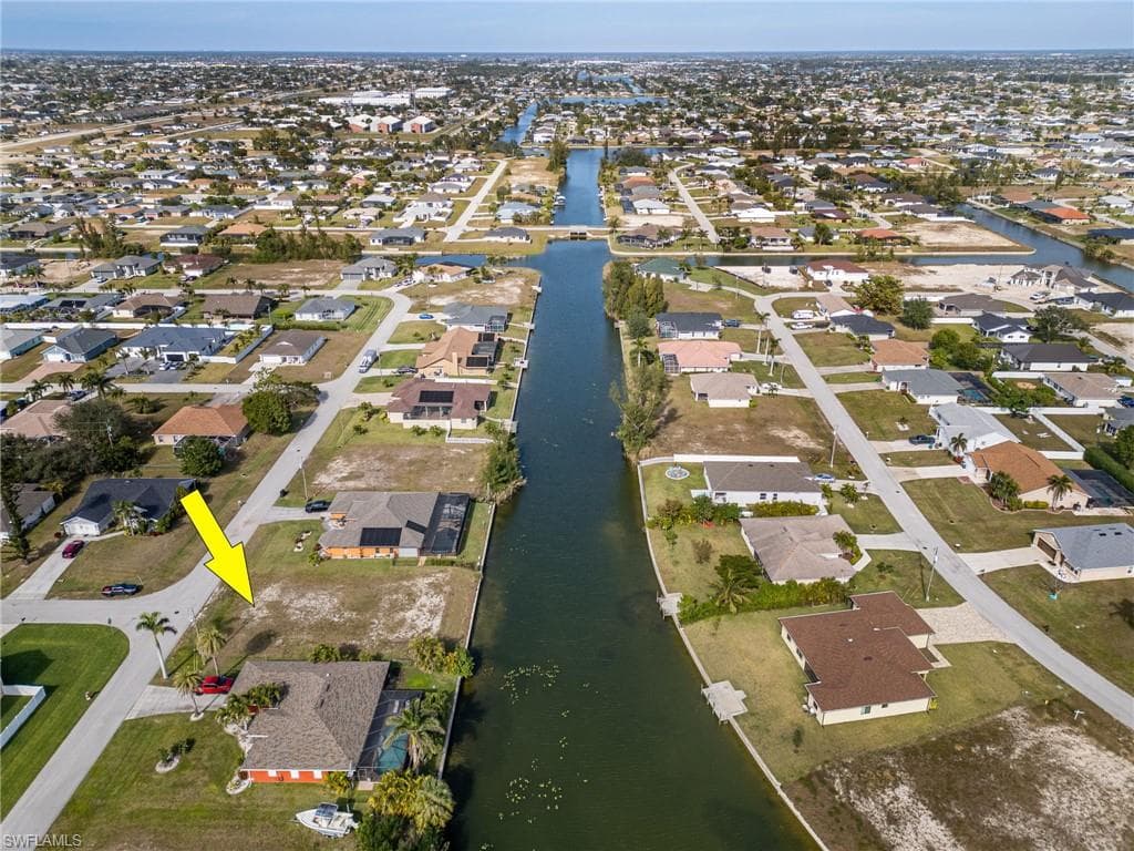 2323 SW 5th PL CAPE CORAL, FL 33991