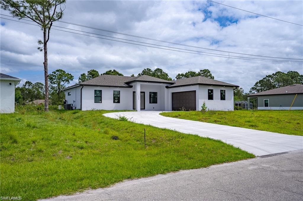 3000 47th ST W LEHIGH ACRES, FL 33971