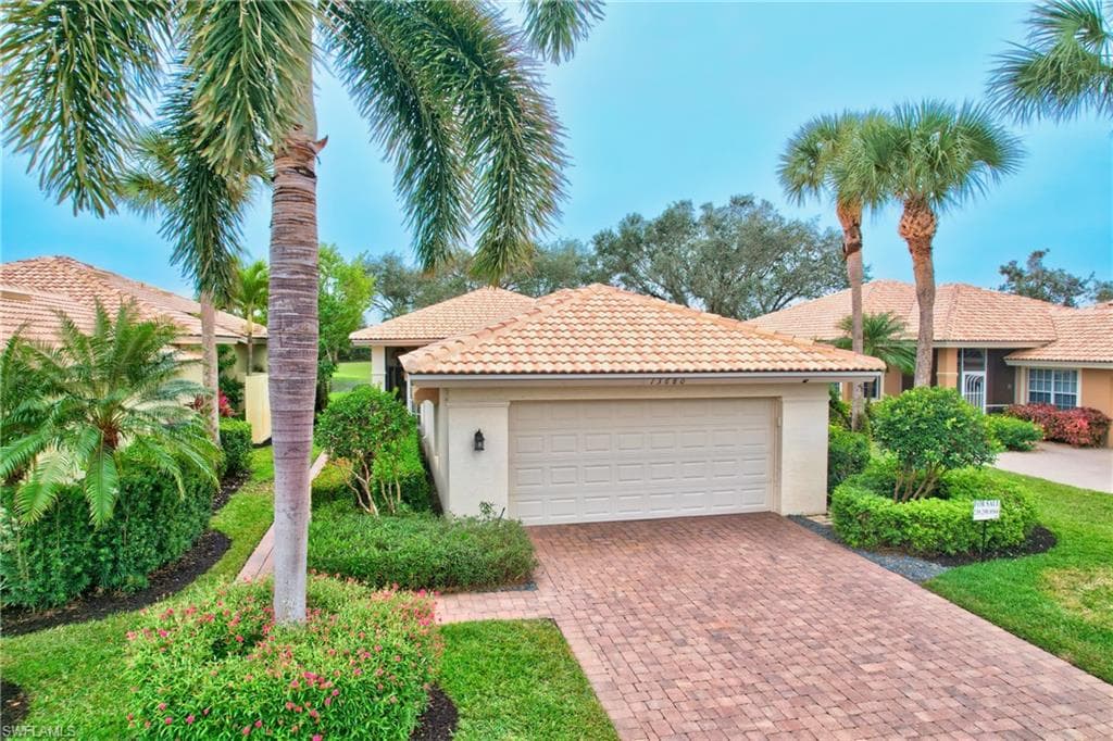 13680 Southampton DR BONITA SPRINGS, FL 34135