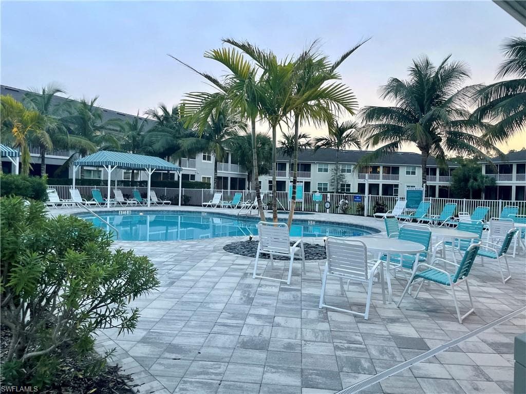 6981 Avalon CIR 1207 NAPLES, FL 34112