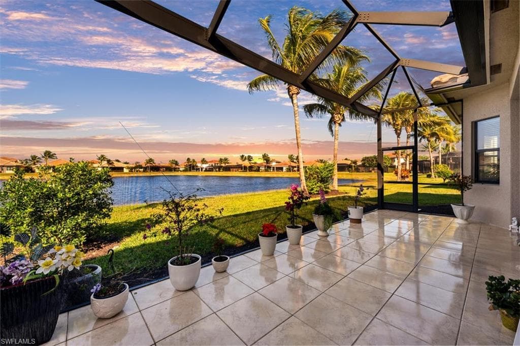 2809 Cinnamon Bay CIR NAPLES, FL 34119