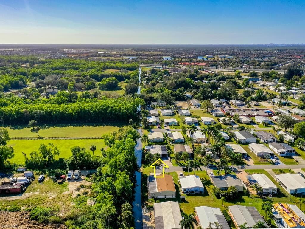 100 Grassy Key LN 40 NAPLES, FL 34114