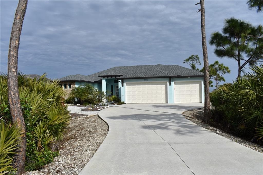 9418 Treasure Lake CT ST. JAMES CITY, FL 33956