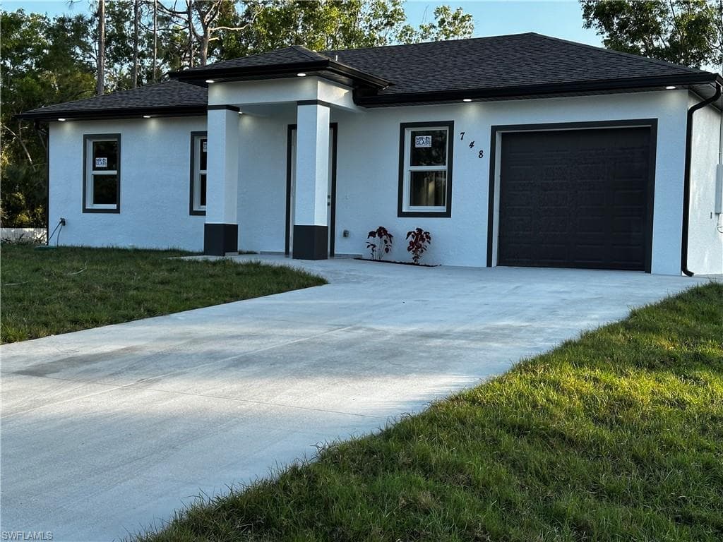 748 Brazos ST E LEHIGH ACRES, FL 33974