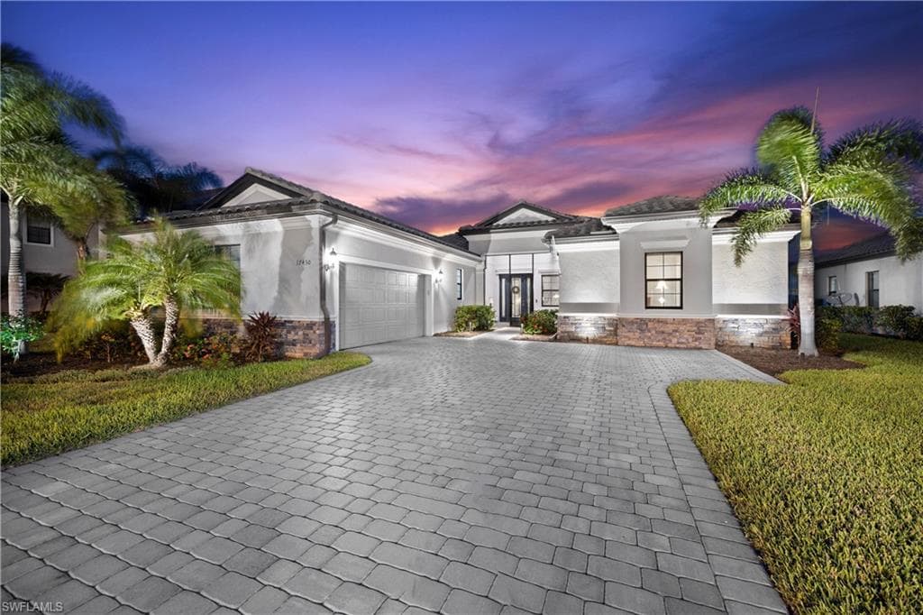 17430 Elkgrove LN ESTERO, FL 33928