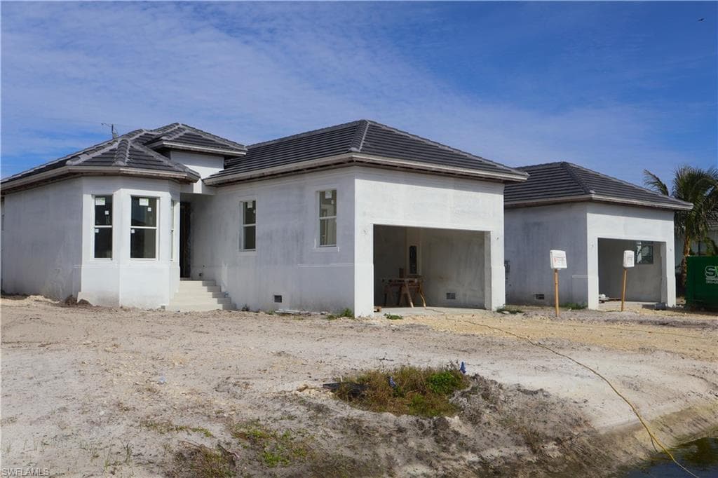2516 Linda DR NAPLES, FL 34112