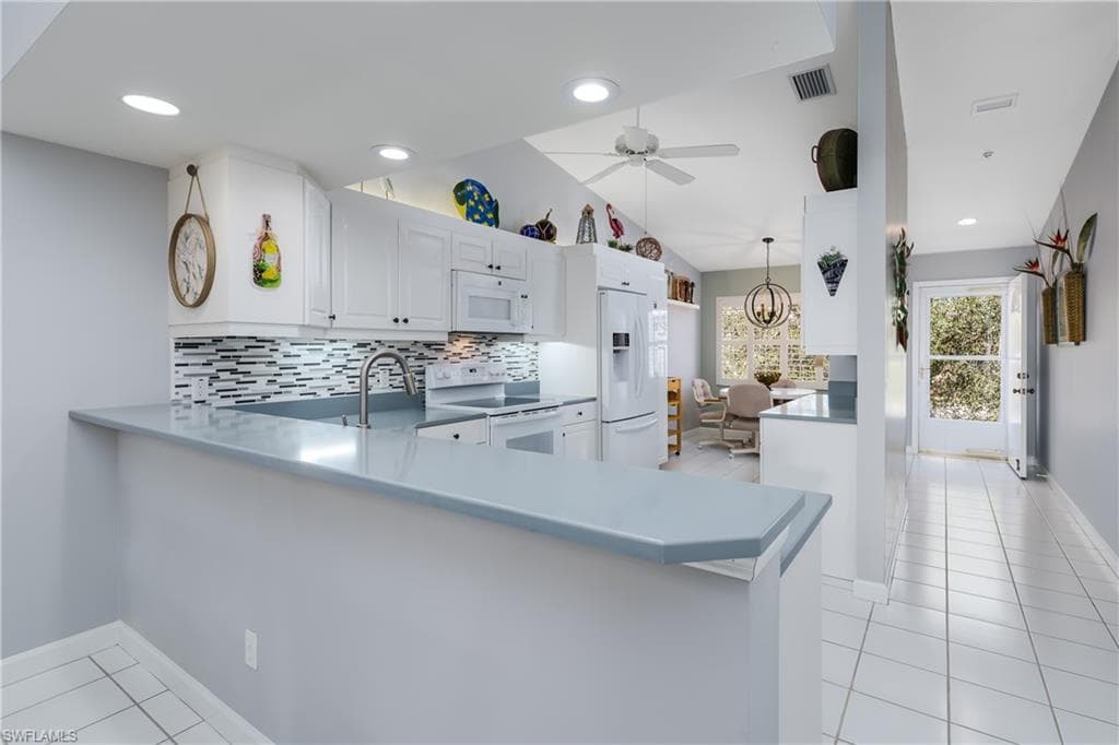 6640 Beach Resort DR 4 NAPLES, FL 34114