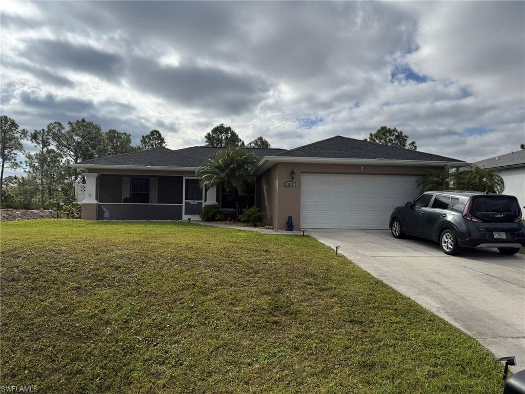 3213 41st ST W LEHIGH ACRES, FL 33971