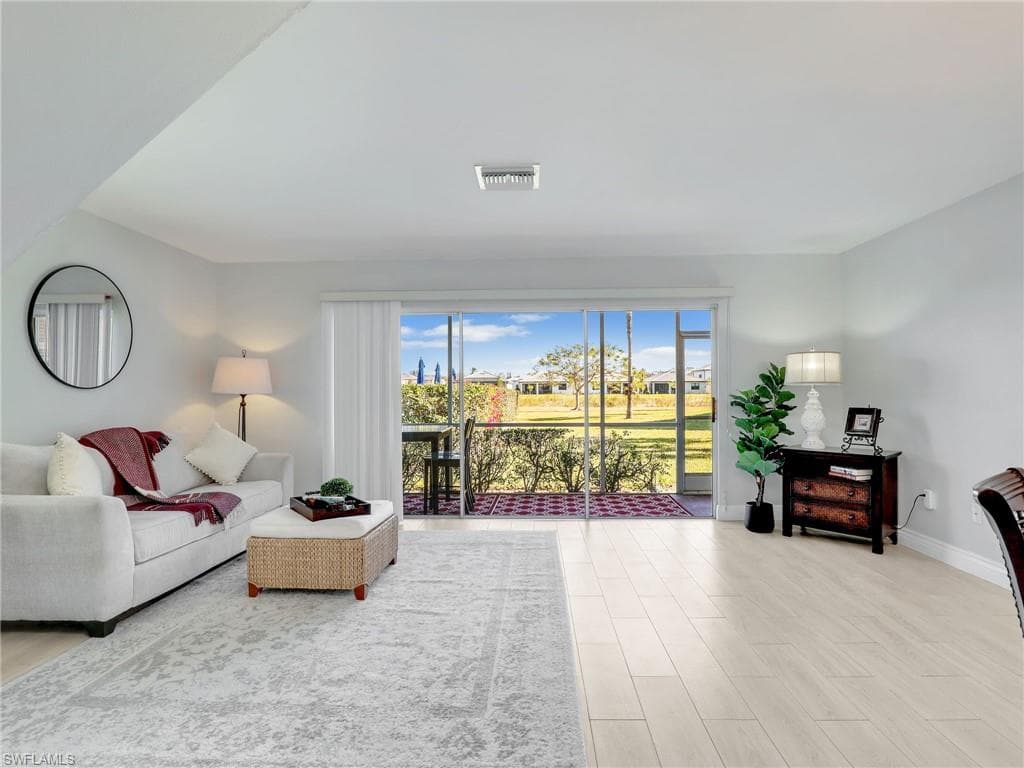 25484 Cockleshell DR 905