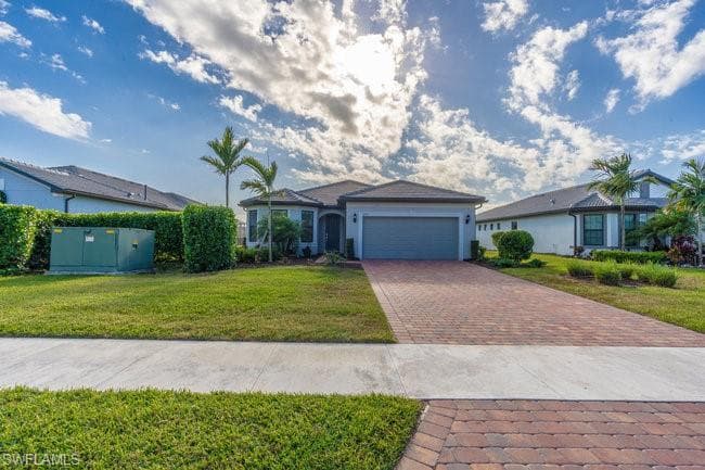 6775 Winding Cypress DR NAPLES, FL 34114