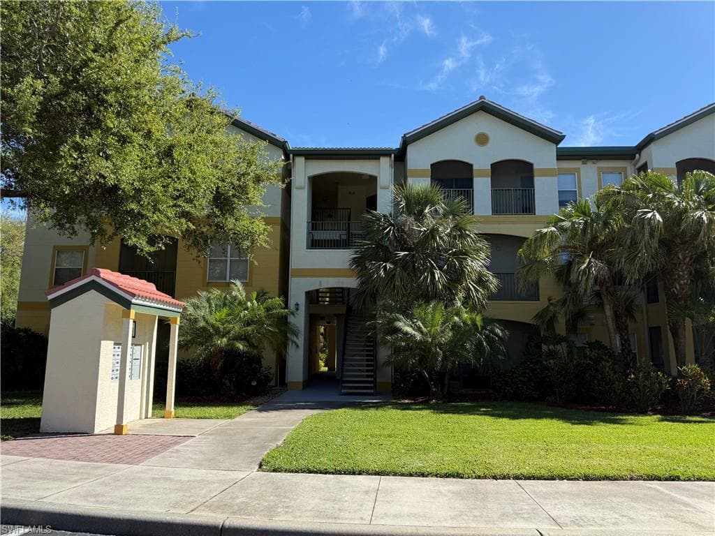 11541 Villa Grand 823 FORT MYERS, FL 33913