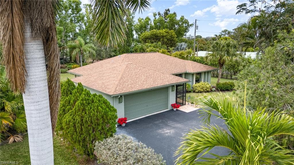 28230 Meadowlark LN BONITA SPRINGS, FL 34134