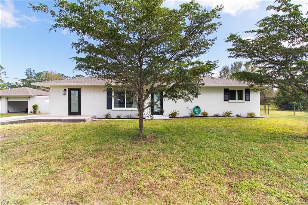 19650 Honey Bear LN NORTH FORT MYERS, FL 33917