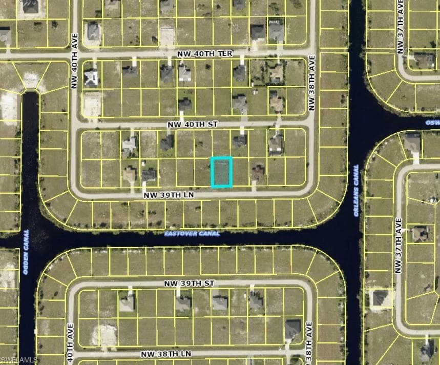 3817 NW 39th LN CAPE CORAL, FL 33993