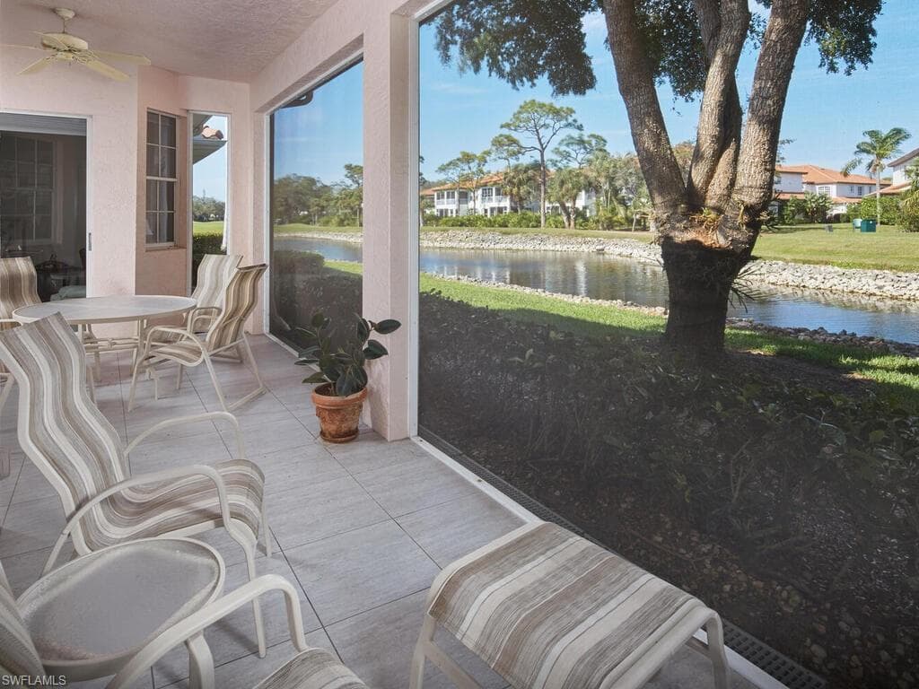 9193 Las Maderas DR BONITA SPRINGS, FL 34135