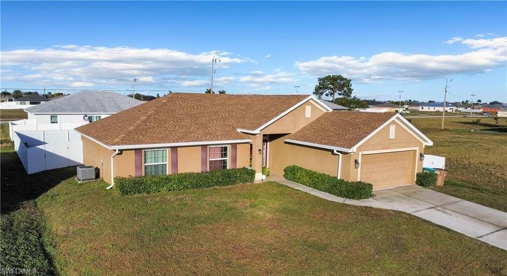 936 NW 7th PL CAPE CORAL, FL 33993