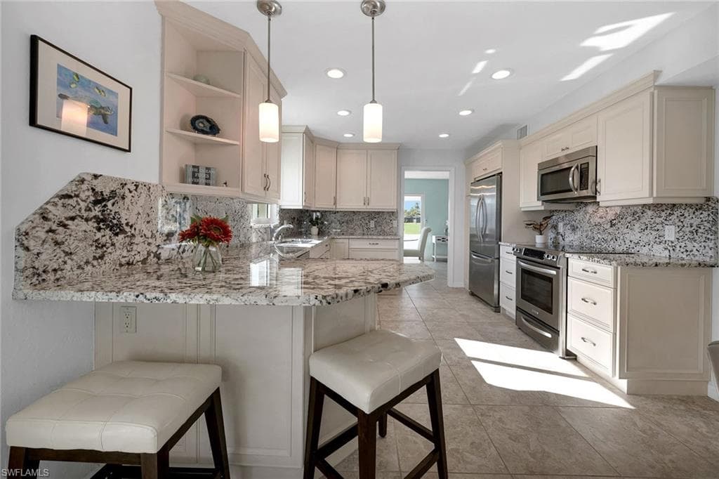 462 Bristle Cone LN 32 NAPLES, FL 34113