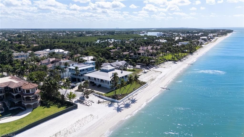 40 32nd AVE S NAPLES, FL 34102