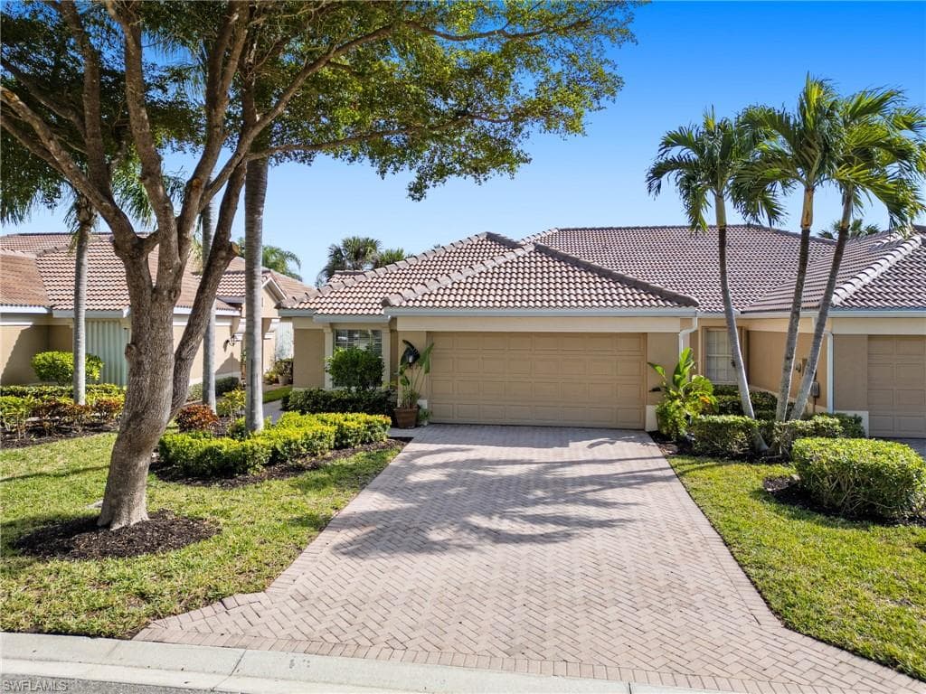10071 Colonial Country Club BLVD FORT MYERS, FL 33913