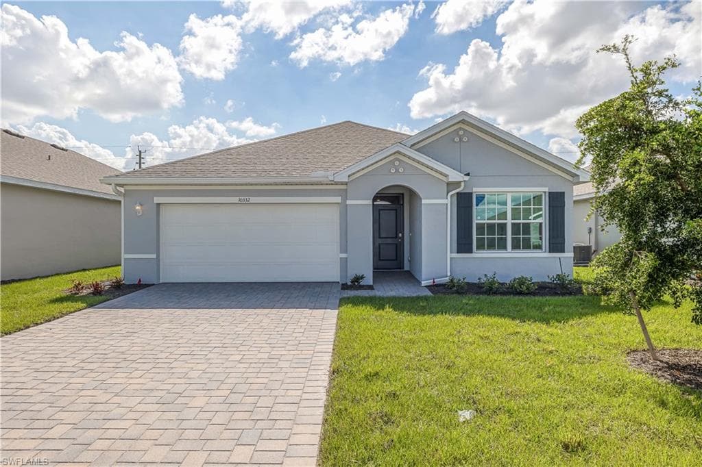 10332 MEANDERING RIVER WAY FORT MYERS, FL 33905