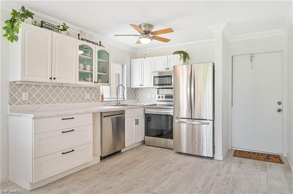 8141 Country RD 104 FORT MYERS, FL 33919