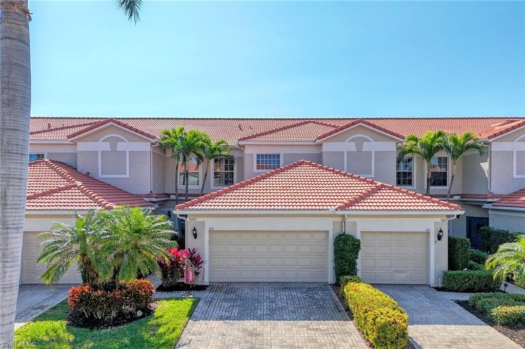 9225 Belleza WAY 203 FORT MYERS, FL 33908