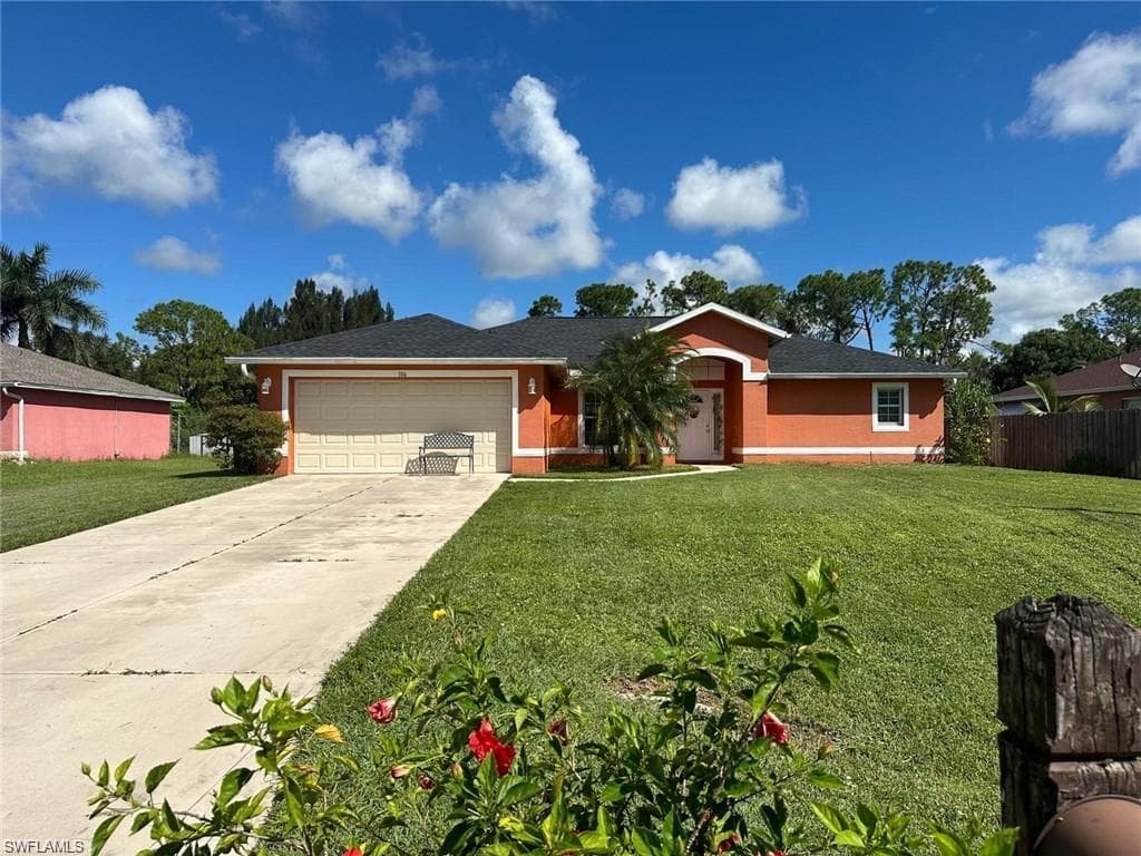 106 Ridgemont DR LEHIGH ACRES, FL 33972