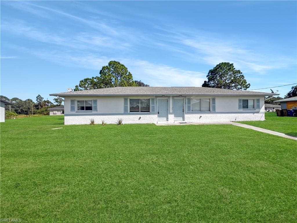 121 Gordon AVE S LEHIGH ACRES, FL 33973